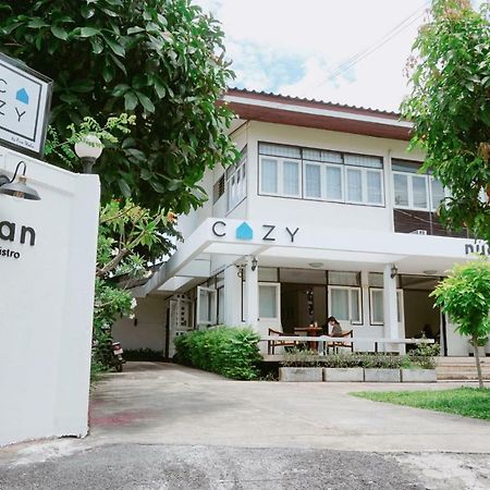 Bed and Breakfast Cozy by Funwahn Chiang Mai Exterior foto