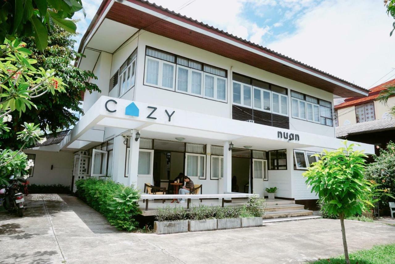 Bed and Breakfast Cozy by Funwahn Chiang Mai Exterior foto