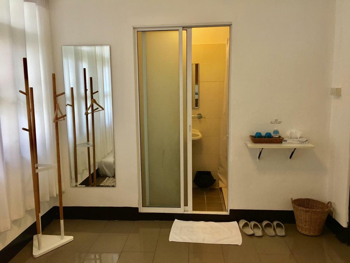 Bed and Breakfast Cozy by Funwahn Chiang Mai Exterior foto